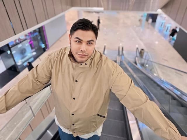 Komentar Pedas Ivan Gunawan usai TikToker Saturdeps Hina Restoran Miliknya Komentar Pedas Ivan Gunawan usai TikToker Saturdeps Hina Restoran Miliknya