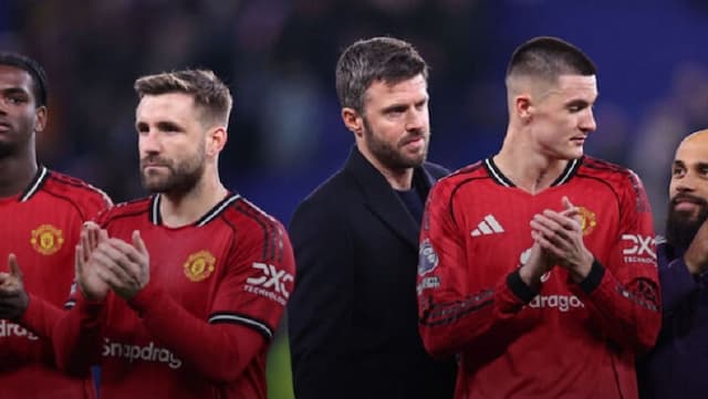 MU Siap Borong Pemain Sayap Baru Musim Panas, Carrick Beri Bocoran! MU Siap Borong Pemain Sayap Baru Musim Panas, Carrick Beri Bocoran!