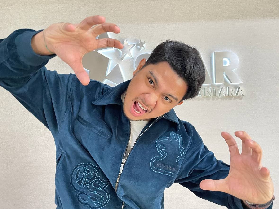 Indonesian Idol Season 14: Ozi Janji Tetap Bermusik meski Tereliminasi di Top 12 Indonesian Idol Season 14: Ozi Janji Tetap Bermusik meski Tereliminasi di Top 12