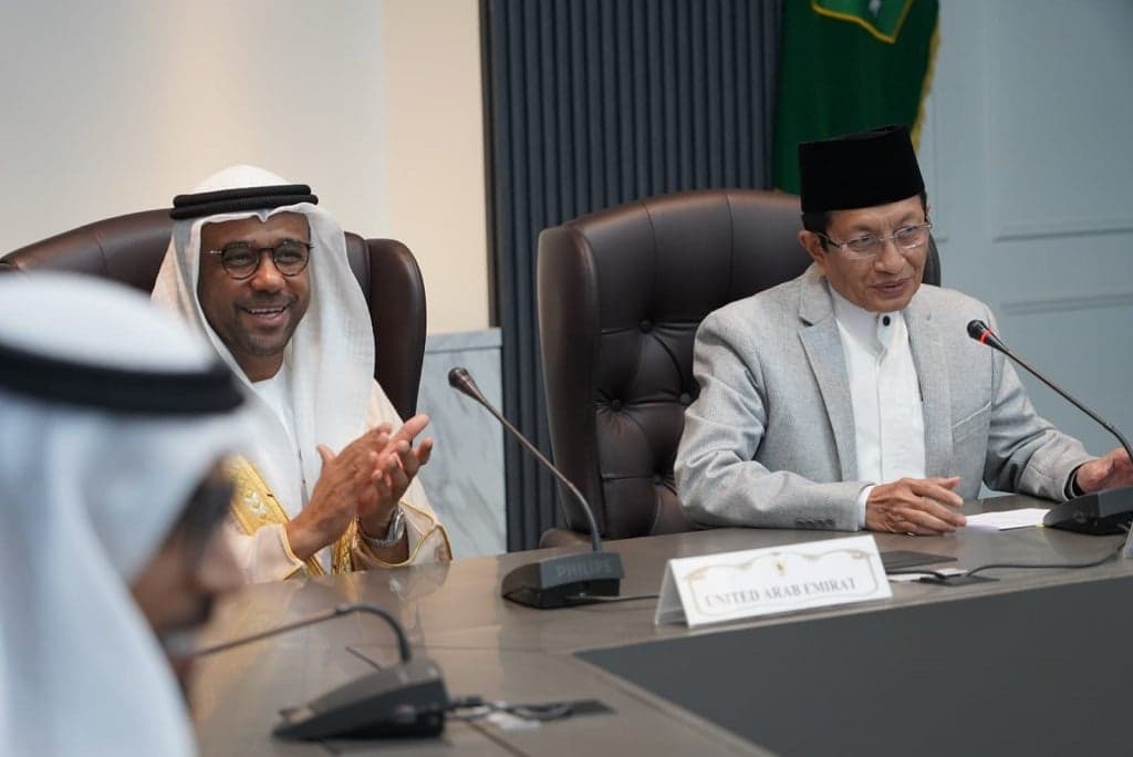 UEA Hadiahkan 30 Ton Kurma Premium ke Indonesia, Menag: Simbol Persaudaraan UEA Hadiahkan 30 Ton Kurma Premium ke Indonesia, Menag: Simbol Persaudaraan