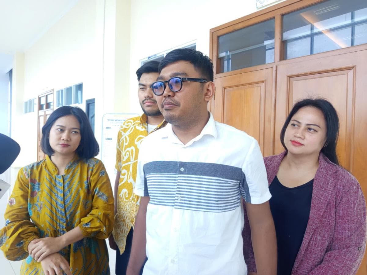 CMNP 3 Kali Absen Mediasi, Gugatan Aktivis Antikorupsi ke Jusuf Hamka Berlanjut ke Persidangan CMNP 3 Kali Absen Mediasi, Gugatan Aktivis Antikorupsi ke Jusuf Hamka Berlanjut ke Persidangan