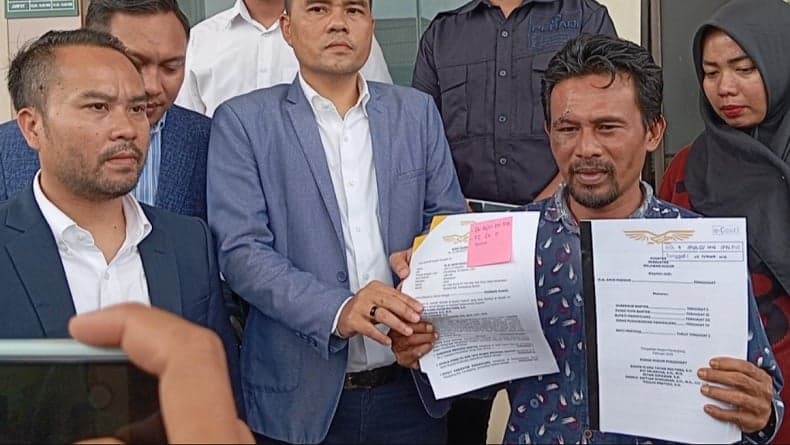 Ojek Pangkalan Gugat Pemkab Pandeglang dan Pemprov Banten Rp100 Miliar terkait Jalan Rusak Ojek Pangkalan Gugat Pemkab Pandeglang dan Pemprov Banten Rp100 Miliar terkait Jalan Rusak