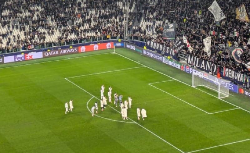 Juventus Dapat Tepuk Tangan Meriah dari Suporter usai Tersingkir dari Liga Champions, Kok Bisa? Juventus Dapat Tepuk Tangan Meriah dari Suporter usai Tersingkir dari Liga Champions, Kok Bisa?
