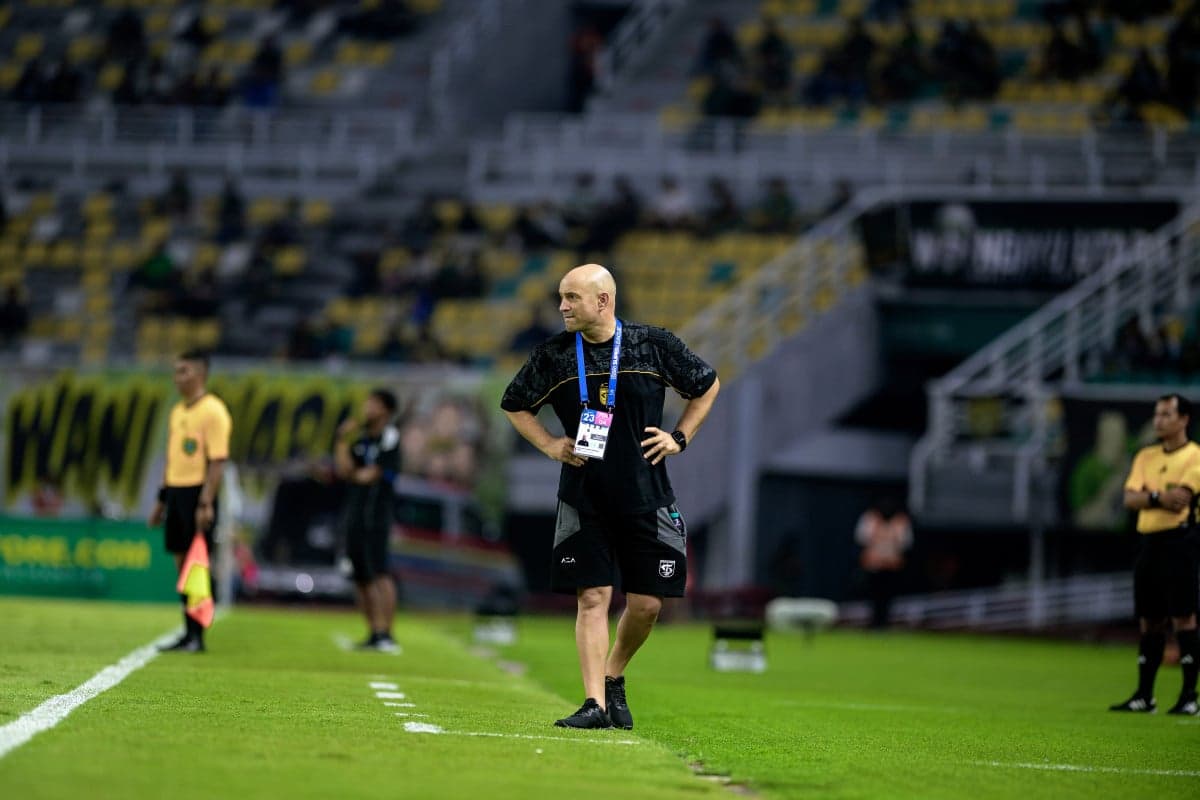 Persebaya Bungkam PSM 1-0, Bernardo Tavares Soroti Detail Kecil yang Berbuah Kemenangan Persebaya Bungkam PSM 1-0, Bernardo Tavares Soroti Detail Kecil yang Berbuah Kemenangan