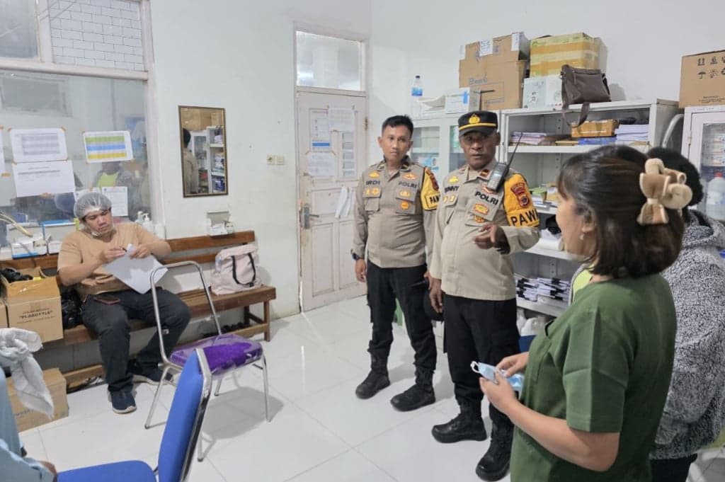 Waduh! Dokter dan Perawat RSUD Yowari Jayapura Dianiaya Keluarga Pasien Waduh! Dokter dan Perawat RSUD Yowari Jayapura Dianiaya Keluarga Pasien