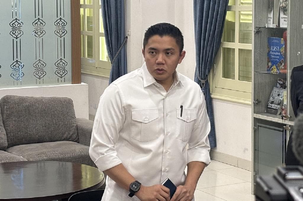 MBG Disenggol, Seskab Teddy Singgung PDIP juga Setujui Anggaran Pendidikan di DPR MBG Disenggol, Seskab Teddy Singgung PDIP juga Setujui Anggaran Pendidikan di DPR