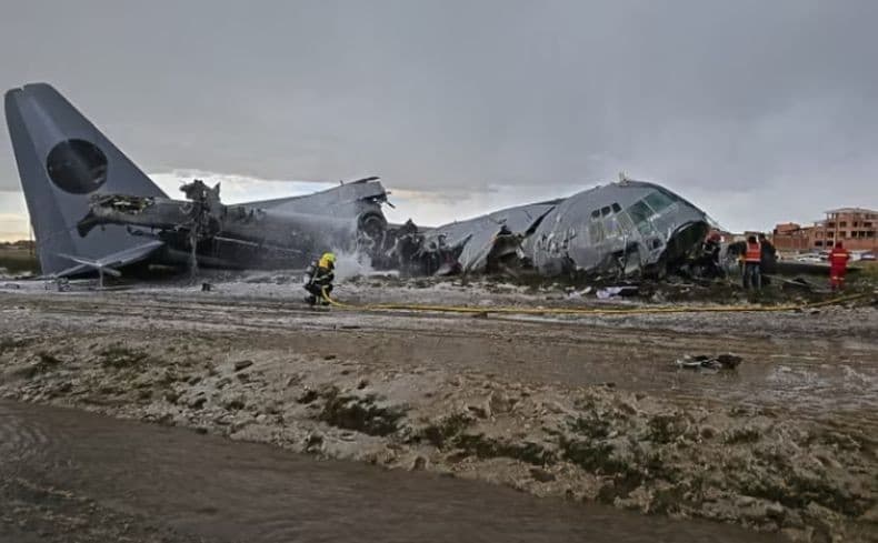 Update: Pesawat Militer Bolivia Bawa Uang Kertas Jatuh di Jalanan Padat, 15 Orang Tewas Update: Pesawat Militer Bolivia Bawa Uang Kertas Jatuh di Jalanan Padat, 15 Orang Tewas