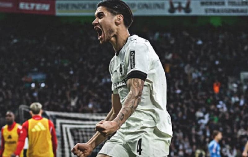 Komentar Kevin Diks usai Jadi Aktor Kemenangan Gladbach atas Union Berlin Komentar Kevin Diks usai Jadi Aktor Kemenangan Gladbach atas Union Berlin