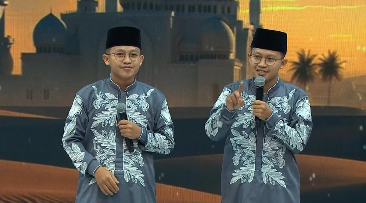 Dari Wajan Pecel Lele ke Panggung Dakwah, Mampukah Kembar Rois Rous Tembus Top 5 Cahaya Muda Indonesia? Dari Wajan Pecel Lele ke Panggung Dakwah, Mampukah Kembar Rois Rous Tembus Top 5 Cahaya Muda Indonesia?