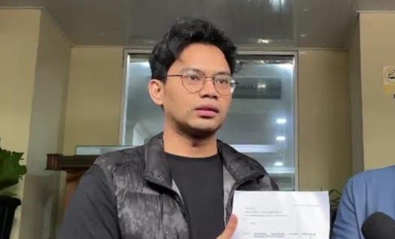 Digugat Cerai Wardatina Mawa, Insanul Fahmi Siap Hadir di PA Medan Digugat Cerai Wardatina Mawa, Insanul Fahmi Siap Hadir di PA Medan