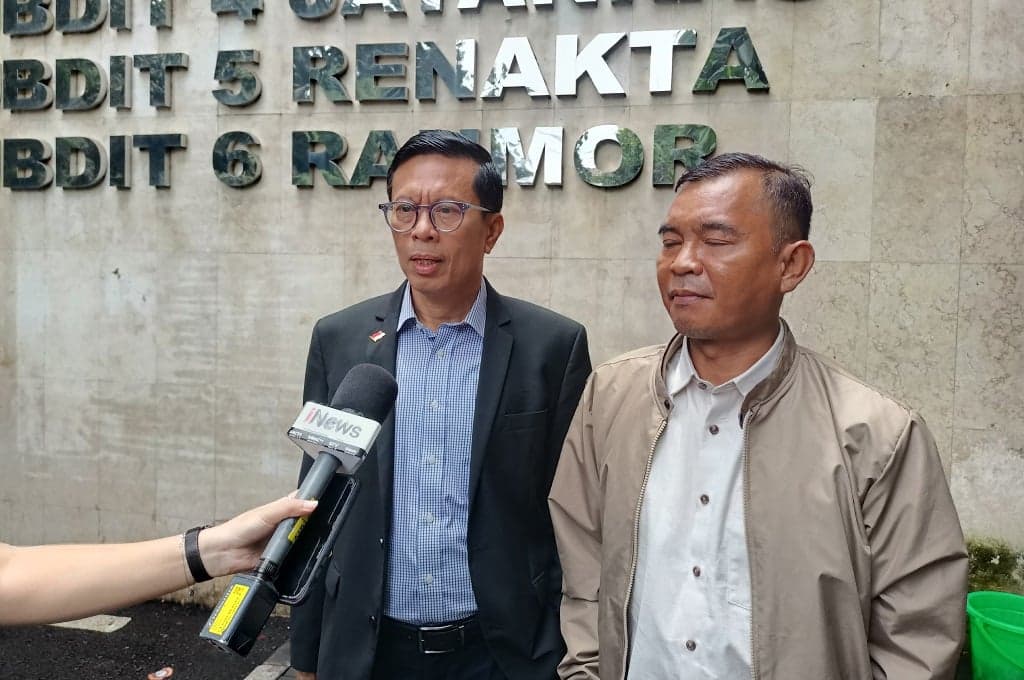 Kasus Dugaan Ijazah Palsu Rismon Sianipar, Kubu Pelapor Bawa Bukti dari Jepang Kasus Dugaan Ijazah Palsu Rismon Sianipar, Kubu Pelapor Bawa Bukti dari Jepang