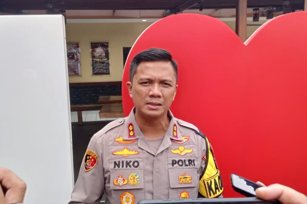 Kakak Tiri Pembunuh Bocah SD di Bandung Barat Ditangkap saat Kabur di Cianjur Kakak Tiri Pembunuh Bocah SD di Bandung Barat Ditangkap saat Kabur di Cianjur