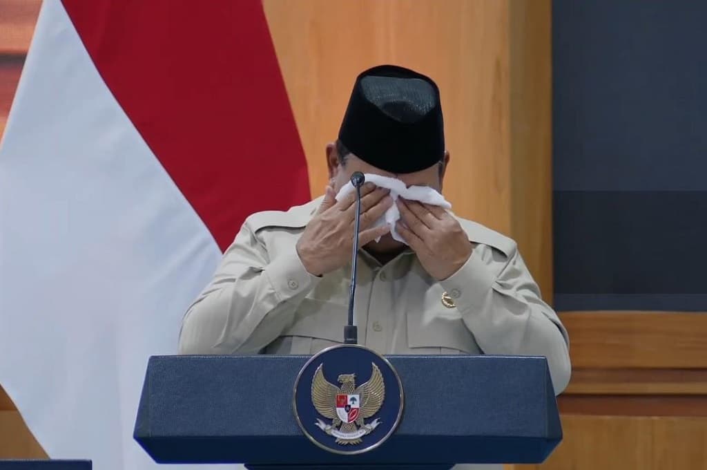 Momen Prabowo Menangis Terharu, Apresiasi Baznas Salurkan Bantuan ke Palestina Momen Prabowo Menangis Terharu, Apresiasi Baznas Salurkan Bantuan ke Palestina