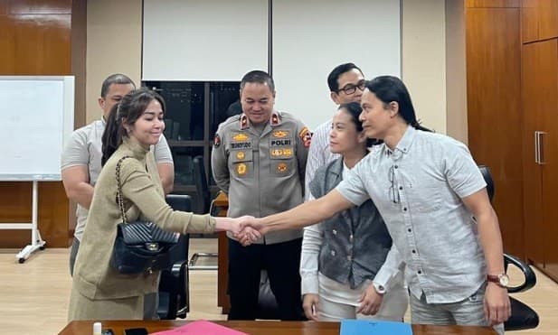 Kedua Pihak Sepakat Cabut Laporan, Kasus Nabilah O'brien dan Zendhy Kusuma Berujung Damai Kedua Pihak Sepakat Cabut Laporan, Kasus Nabilah O'brien dan Zendhy Kusuma Berujung Damai
