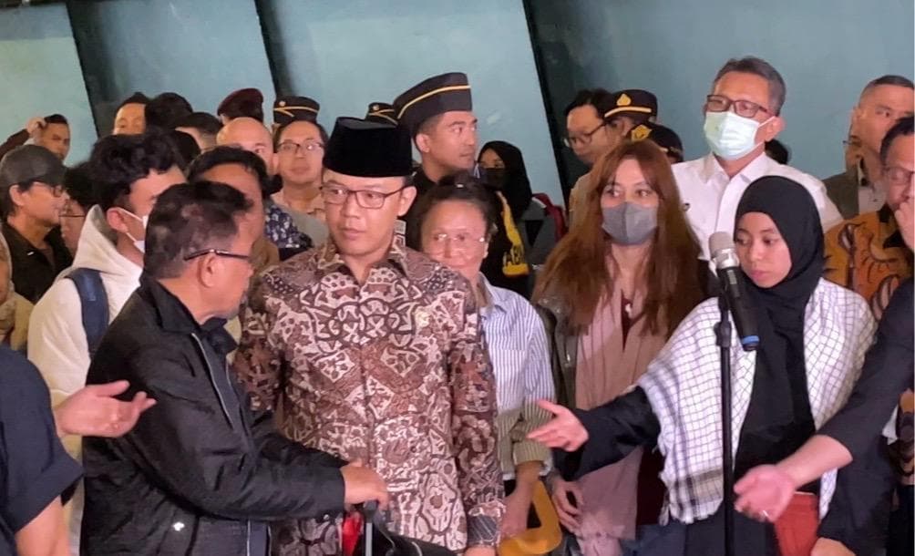 Konflik Timur Tengah Memanas, 22 WNI dari Iran Tiba di Tanah Air Konflik Timur Tengah Memanas, 22 WNI dari Iran Tiba di Tanah Air