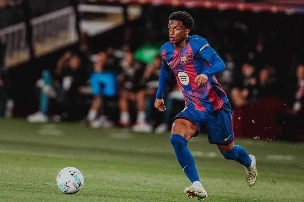 MU Sakit Hati! Pemain Didikan La Masia Ini Pilih Bertahan di Barcelona MU Sakit Hati! Pemain Didikan La Masia Ini Pilih Bertahan di Barcelona