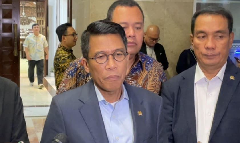 Komisi XI DPR Tetapkan 5 Nama Anggota DK OJK Baru, Friderica Jadi Ketua Komisi XI DPR Tetapkan 5 Nama Anggota DK OJK Baru, Friderica Jadi Ketua