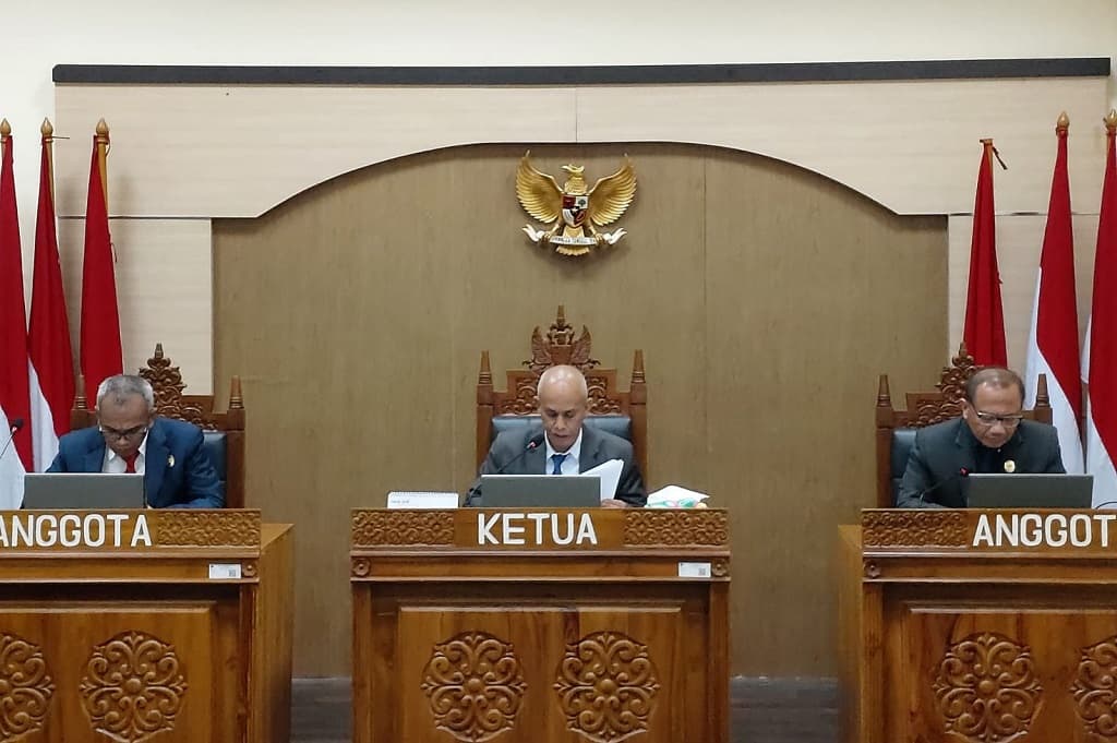 Tok! KIP Kabulkan Gugatan Bonatua, Dokumen Penyetaraan Ijazah Gibran Terbuka buat Publik Tok! KIP Kabulkan Gugatan Bonatua, Dokumen Penyetaraan Ijazah Gibran Terbuka buat Publik