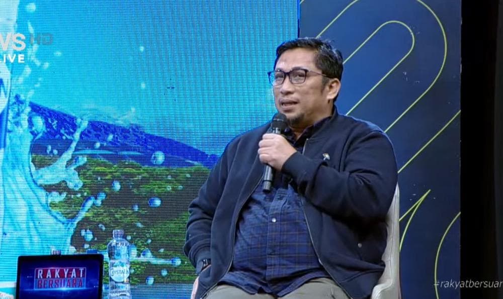 Feri Amsari soal RI Gabung Dewan Perdamaian Bentukan Trump: Langgar Konstitusi Feri Amsari soal RI Gabung Dewan Perdamaian Bentukan Trump: Langgar Konstitusi