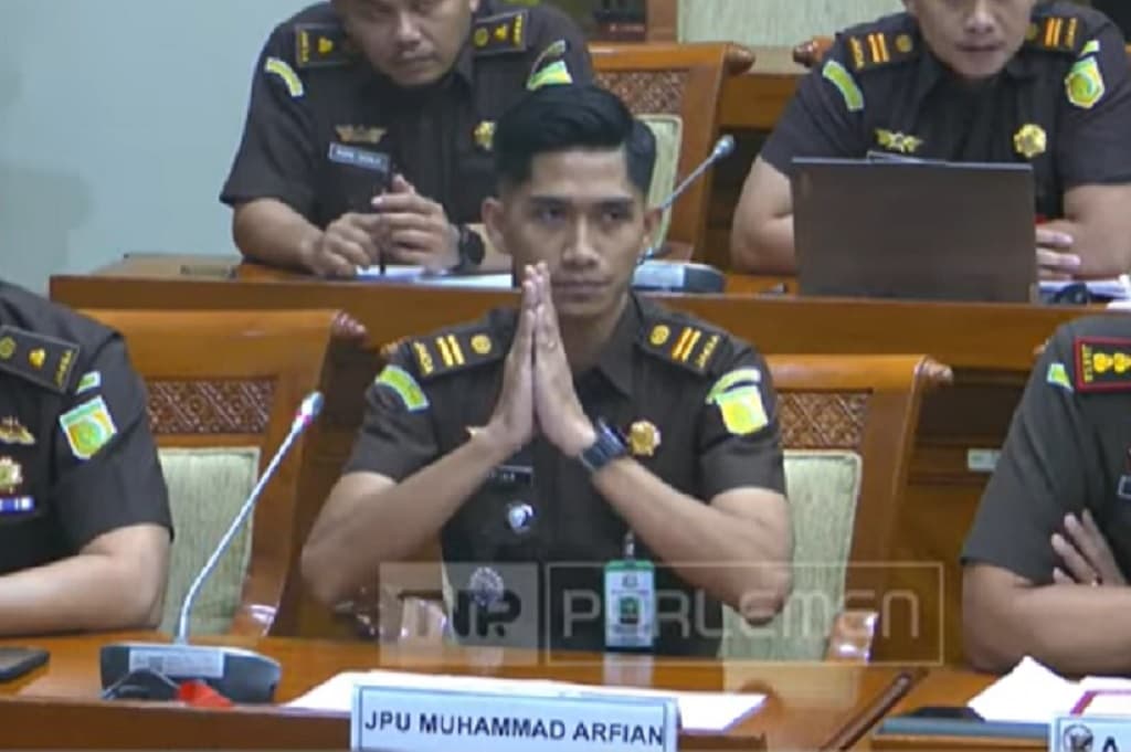 Jaksa Penuntut Mati ABK Fandi Minta Maaf di DPR, Akui sudah Disanksi Kejagung Jaksa Penuntut Mati ABK Fandi Minta Maaf di DPR, Akui sudah Disanksi Kejagung