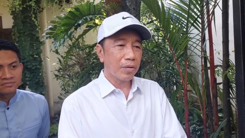 Breaking News: Jokowi Maafkan Rismon Sianipar Breaking News: Jokowi Maafkan Rismon Sianipar