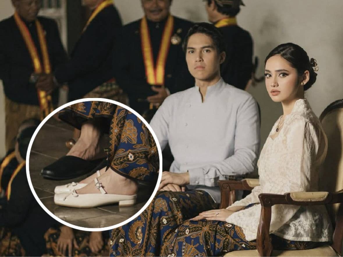 Sepatu Syifa Hadju saat Prewedding di Keraton Solo Jadi Sorotan, Segini Harganya! Sepatu Syifa Hadju saat Prewedding di Keraton Solo Jadi Sorotan, Segini Harganya!