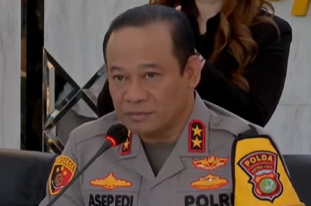 Kapolda Metro Jaya Dijabat Komjen, Asep Edi Suheri Naik Pangkat Bintang 3 Kapolda Metro Jaya Dijabat Komjen, Asep Edi Suheri Naik Pangkat Bintang 3
