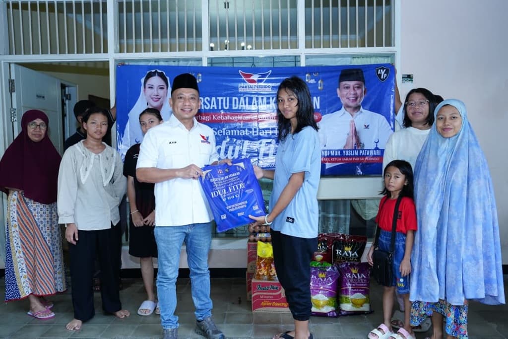 Waketum Perindo Berbagi Sembako di Panti Asuhan, Hadirkan Senyum di Penghujung Ramadan Waketum Perindo Berbagi Sembako di Panti Asuhan, Hadirkan Senyum di Penghujung Ramadan