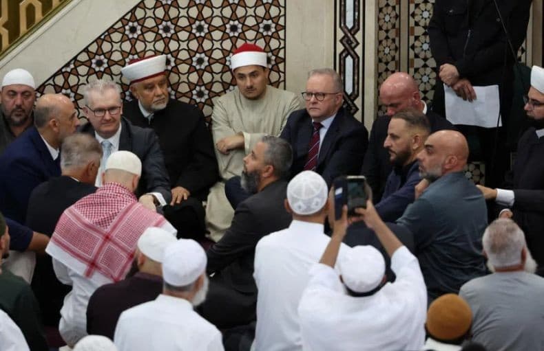 PM Australia Albanese Diusir Jemaah saat Hadiri Salat Idul Fitri di Masjid Sydney PM Australia Albanese Diusir Jemaah saat Hadiri Salat Idul Fitri di Masjid Sydney