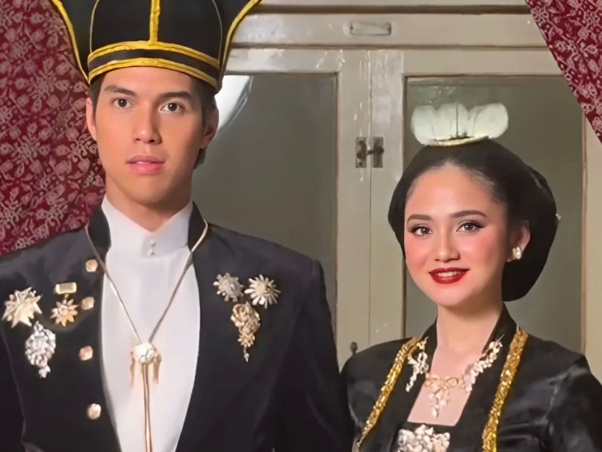 Bocor! Ini Foto Prewedding Terbaru El Rumi dan Syifa Hadju Bocor! Ini Foto Prewedding Terbaru El Rumi dan Syifa Hadju