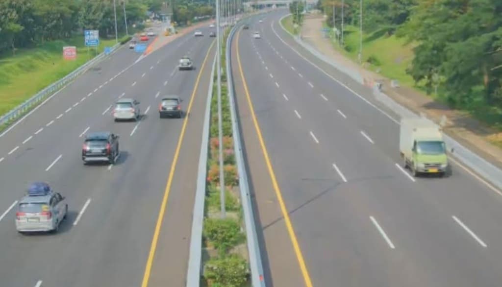 Volume Kendaraan Turun, One Way di Tol Cipali Berakhir Hari Ini Volume Kendaraan Turun, One Way di Tol Cipali Berakhir Hari Ini