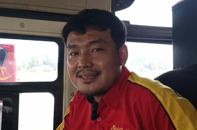 Kisah Sopir Bus AKAP Rela Tak Mudik 2 Tahun Berturut-turut Demi Antar Pemudik Kisah Sopir Bus AKAP Rela Tak Mudik 2 Tahun Berturut-turut Demi Antar Pemudik