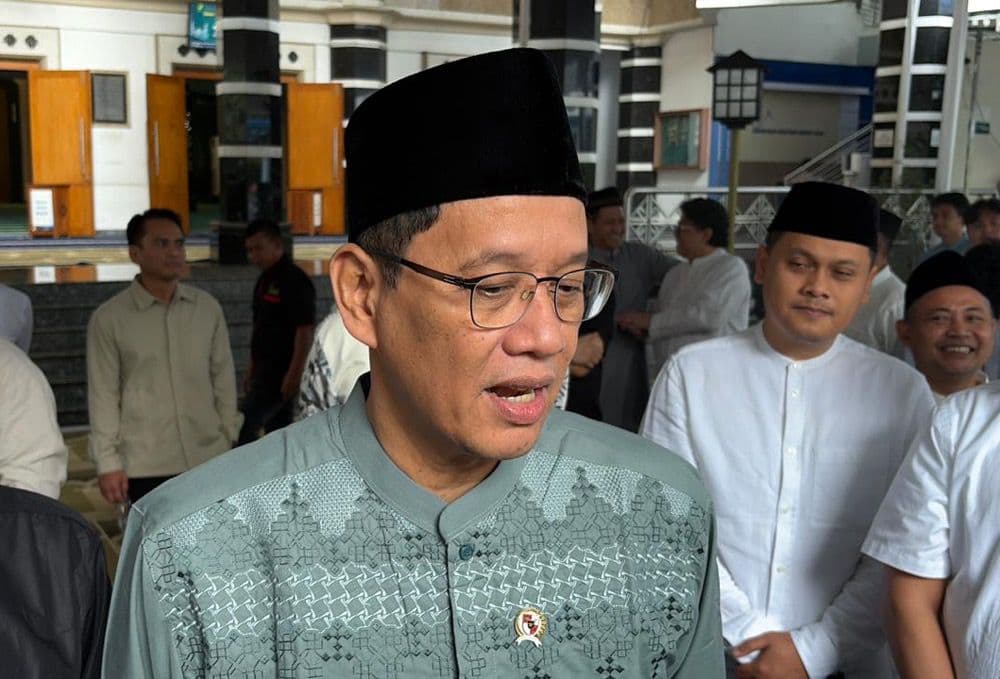 Purbaya Pamer Pakai Baju Lebaran Rp125.000: Beli di Tanah Abang Purbaya Pamer Pakai Baju Lebaran Rp125.000: Beli di Tanah Abang