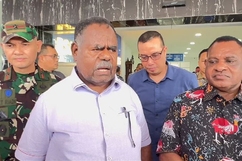 Gubernur Papua Barat Daya Elisa Kambu Berduka 2 Prajurit Marinir Gugur di Maybrat Gubernur Papua Barat Daya Elisa Kambu Berduka 2 Prajurit Marinir Gugur di Maybrat