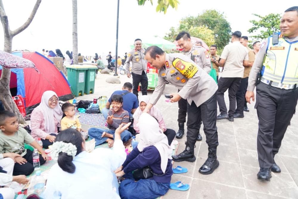 Ancol Diserbu 53.824 Wisatawan saat Libur Lebaran, Kapolda Metro Pastikan Pengamanan Maksimal Ancol Diserbu 53.824 Wisatawan saat Libur Lebaran, Kapolda Metro Pastikan Pengamanan Maksimal