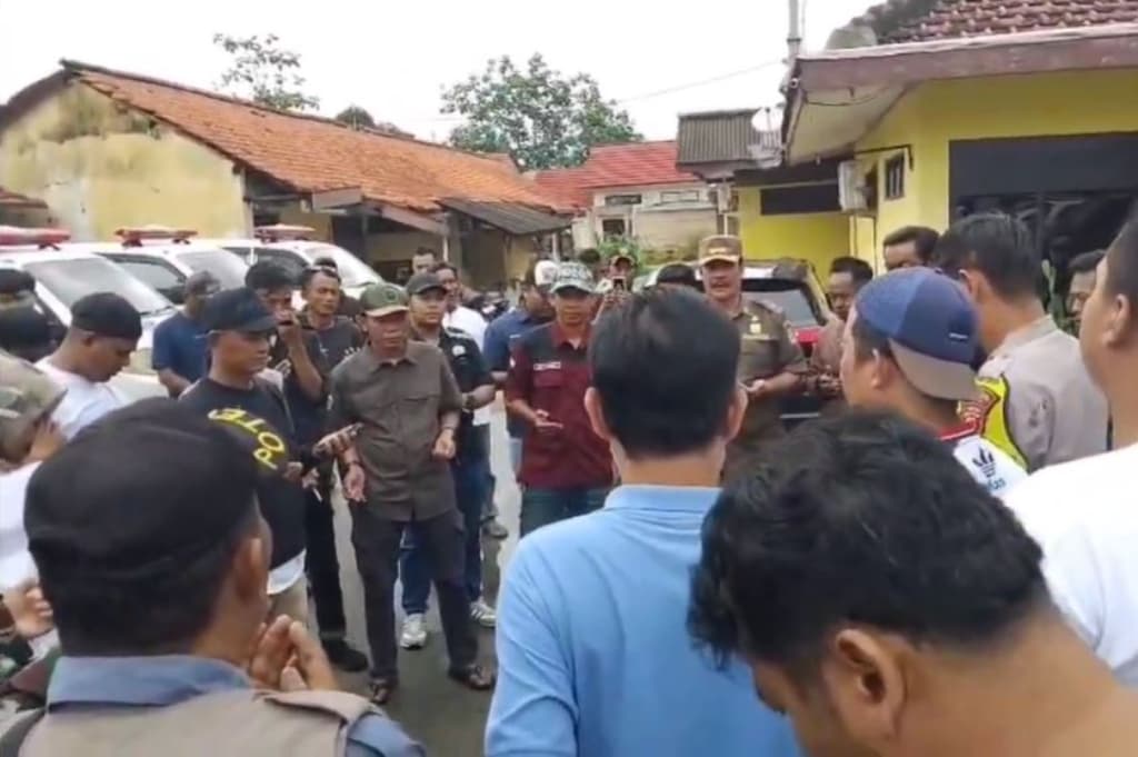Kecelakaan Maut di Majelengka, Keluarga di Karawang Kirim 9 Ambulans Jemput Jenazah Kecelakaan Maut di Majelengka, Keluarga di Karawang Kirim 9 Ambulans Jemput Jenazah