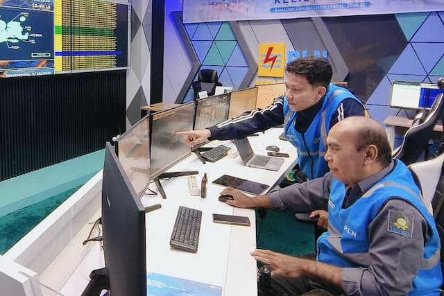Dukung Kelancaran Ibadah, PLN Amankan Pasokan Listrik Nasional saat Salat Idulfitri 1447 H Dukung Kelancaran Ibadah, PLN Amankan Pasokan Listrik Nasional saat Salat Idulfitri 1447 H