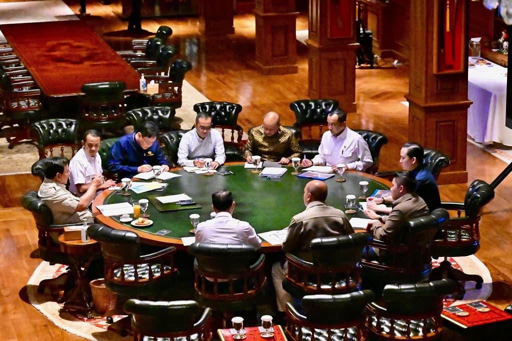 Prabowo Panggil Rosan hingga Bahlil, Ingin Sampah Segera Dikelola Jadi Energi Prabowo Panggil Rosan hingga Bahlil, Ingin Sampah Segera Dikelola Jadi Energi