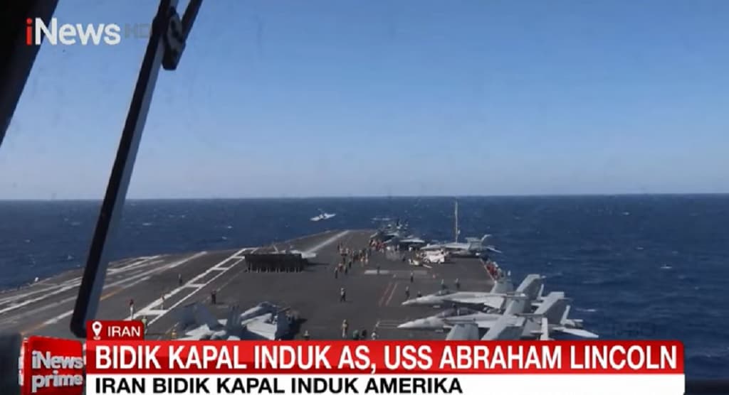 Timur Tengah Membara! Iran Klaim Luncurkan Rudal ke Kapal Induk AS Timur Tengah Membara! Iran Klaim Luncurkan Rudal ke Kapal Induk AS