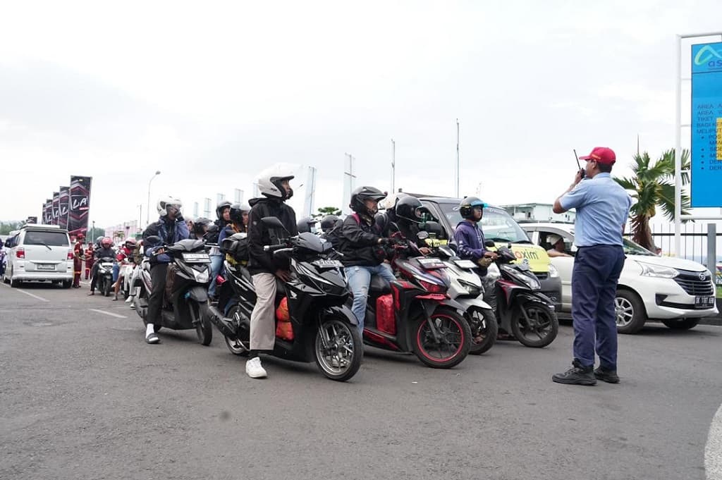 Cegah Macet Horor Terulang, Ini Strategi Kemenhub Hadapi Arus Balik di Ketapang-Gilimanuk Cegah Macet Horor Terulang, Ini Strategi Kemenhub Hadapi Arus Balik di Ketapang-Gilimanuk