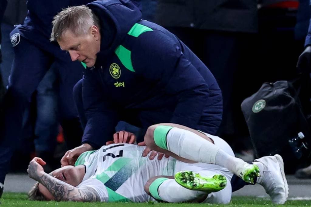 Sempat Pingsan di Lapangan, Begini Kondisi Terkini Striker Irlandia Sammie Szmodics Sempat Pingsan di Lapangan, Begini Kondisi Terkini Striker Irlandia Sammie Szmodics