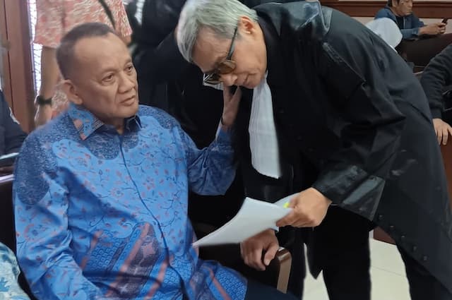 Eks Sekretaris MA Nurhadi Bantah Terima Gratifikasi dan TPPU, Siap Diazab Allah jika Berdusta Eks Sekretaris MA Nurhadi Bantah Terima Gratifikasi dan TPPU, Siap Diazab Allah jika Berdusta