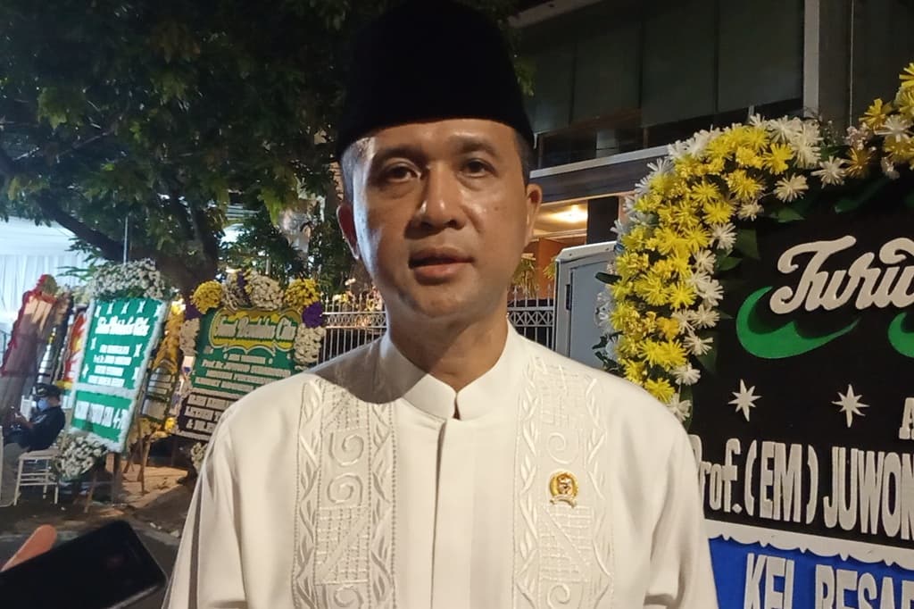 Mentrans Iftitah Kenang Nasihat Eks Menhan Juwono: Baktikan Ilmu untuk Negara Mentrans Iftitah Kenang Nasihat Eks Menhan Juwono: Baktikan Ilmu untuk Negara