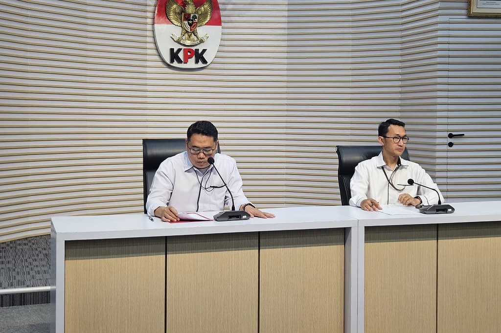 KPK Tetapkan 2 Tersangka Baru Kasus Korupsi Kuota Haji, Susul Yaqut dan Gus Alex KPK Tetapkan 2 Tersangka Baru Kasus Korupsi Kuota Haji, Susul Yaqut dan Gus Alex