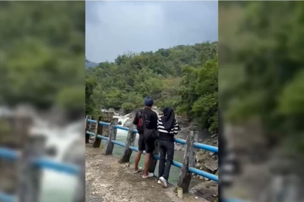 Kronologi Sepasang Kekasih Terseret Air Bah di Maros, Berawal saat Nekat Seberangi Sungai Kronologi Sepasang Kekasih Terseret Air Bah di Maros, Berawal saat Nekat Seberangi Sungai