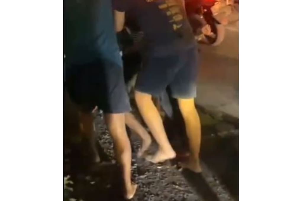 Maling Burung Perkutut Babak Belur Dikeroyok Warga di Pasuruan Ternyata ODGJ Maling Burung Perkutut Babak Belur Dikeroyok Warga di Pasuruan Ternyata ODGJ