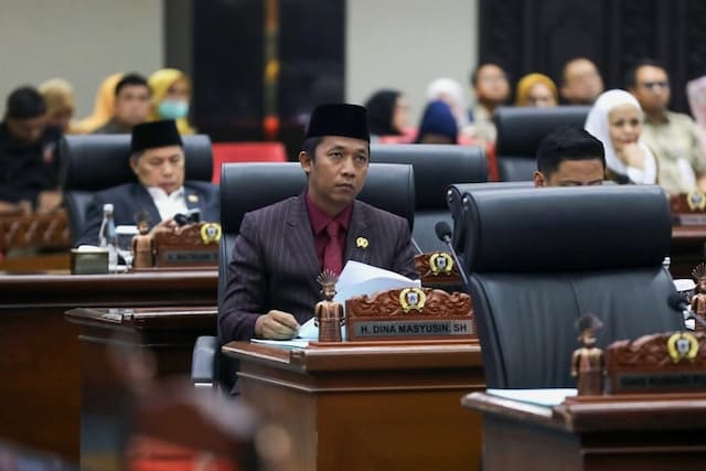 Sampah Menggunung di Kramat Jati Ganggu Ekonomi Pedagang, Dina Masyusin Dorong Penanganan Cepat Sampah Menggunung di Kramat Jati Ganggu Ekonomi Pedagang, Dina Masyusin Dorong Penanganan Cepat