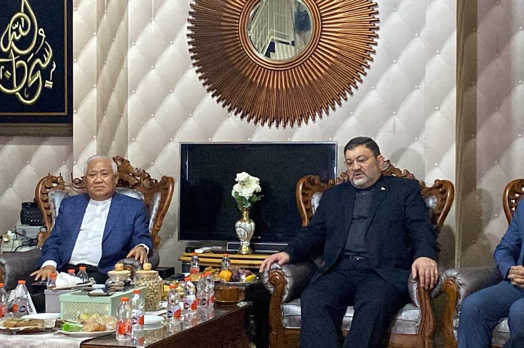 Galang Dukungan, Dubes Iran: Umat Islam Wajib Bersatu Hadapi AS dan Israel Galang Dukungan, Dubes Iran: Umat Islam Wajib Bersatu Hadapi AS dan Israel