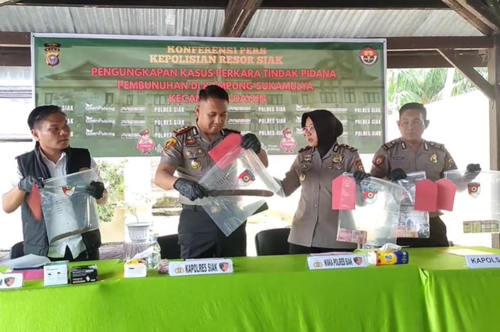 Sadis! Pemuda di Siak Bunuh Nenek demi Belikan Motor untuk Pacar Sadis! Pemuda di Siak Bunuh Nenek demi Belikan Motor untuk Pacar