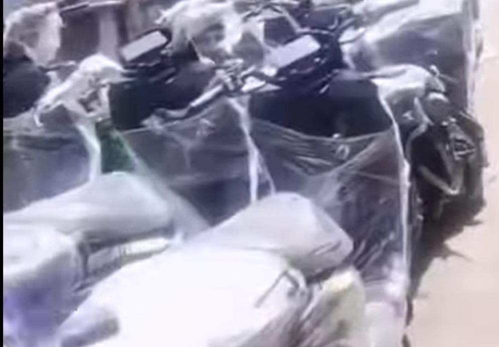 Kepala BGN soal Heboh Ribuan Motor Listrik: untuk Dukung Operasional Kepala SPPG Kepala BGN soal Heboh Ribuan Motor Listrik: untuk Dukung Operasional Kepala SPPG